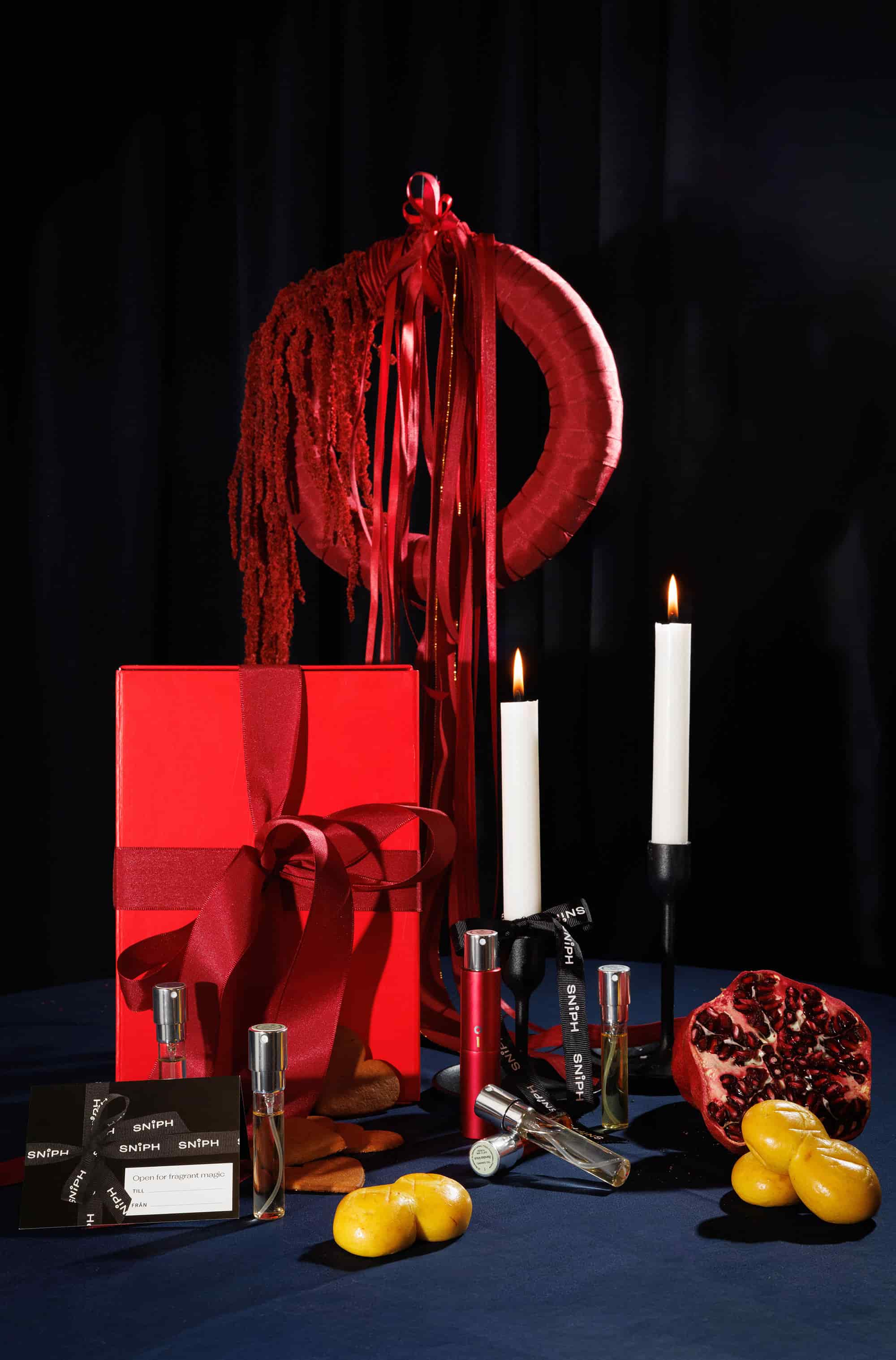 Discovery Box – Holiday Treats   hos Sniph
